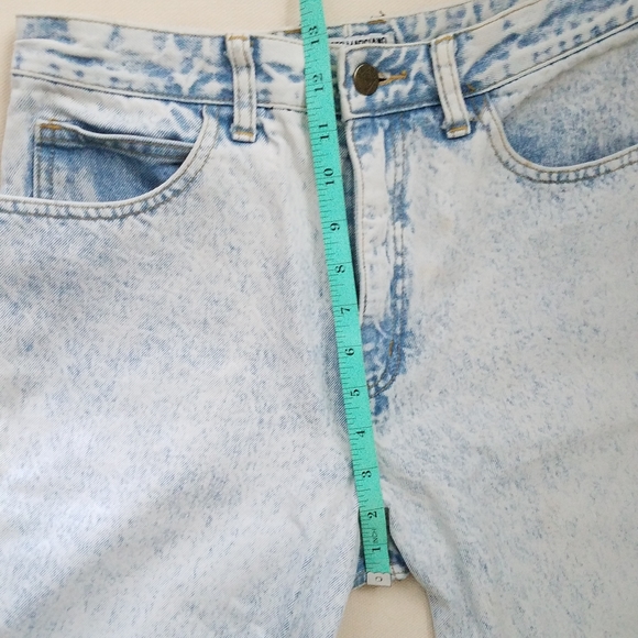 Rare Vintage Light Wash Guess Jeans size 30 - Picture 5 of 10